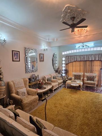 Double Storey Bangsar Taman Lucky Jalan Tempinis 1