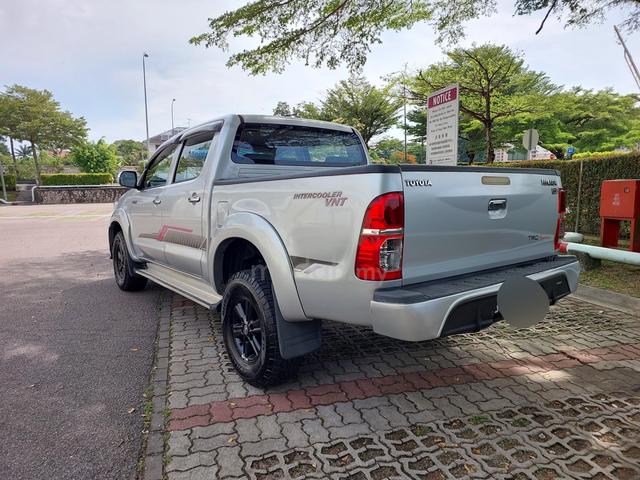2015 Toyota HILUX 2.5 G TRD SPORTIVO (A) - 4