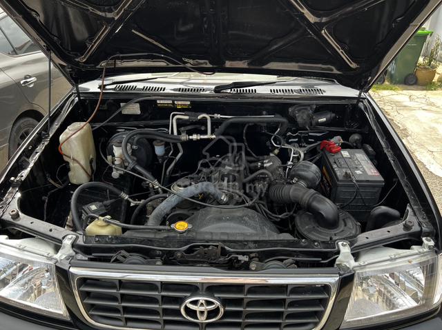 2001 Toyota UNSER 1.8 GLI (M) - 3