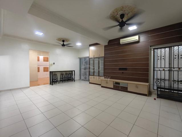 Taman Sri Pulai|4R3B|Move In Condition|nearby IPGKRM,Sikamat,Temiang 1