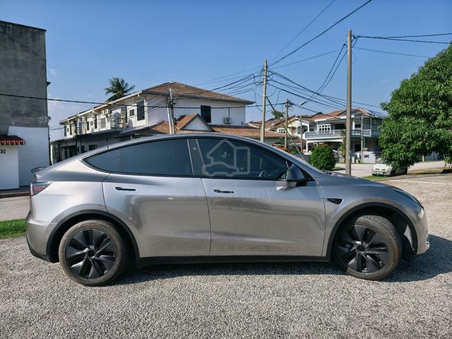 2024 Tesla MODEL Y STANDARD RANGE (ENHANCED - 3