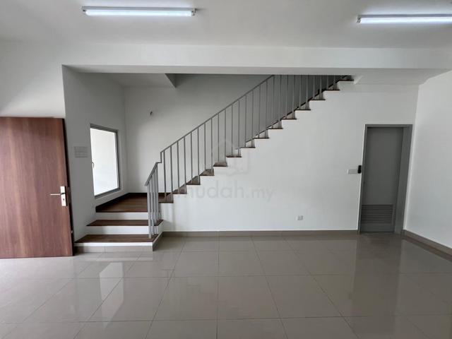 2 Storey Terraced House @ Kota Bayuemas Bukit Tinggi Klang for Rent 1