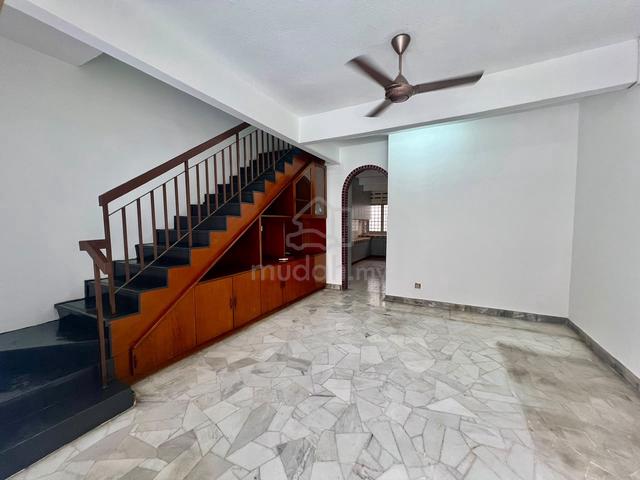 2 storey Terrace House at Taman Bukit Intan (Sri Petaling) 1