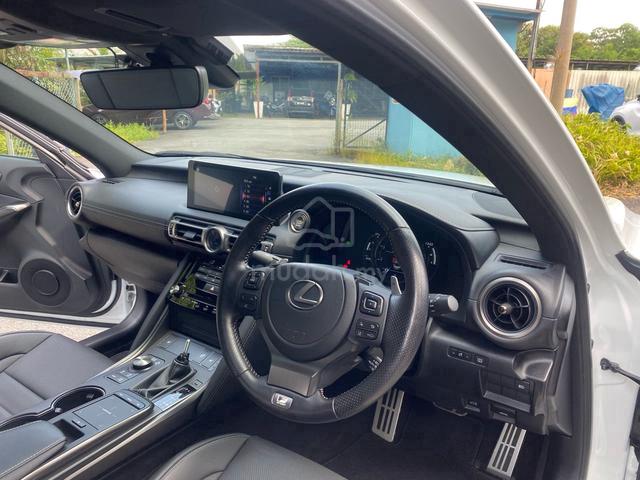 2022 Lexus IS300 2.0 F-SPORT S/Roof P/Shift LED - 4