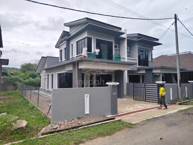 Rumah Berkembar 2 Tingkat,Kg. Labuhan , Kertih 1