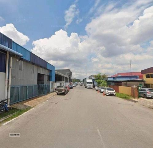 Klang Jaya .5 Storey Semi-D Factory 65ft ceiling height 150amp 1