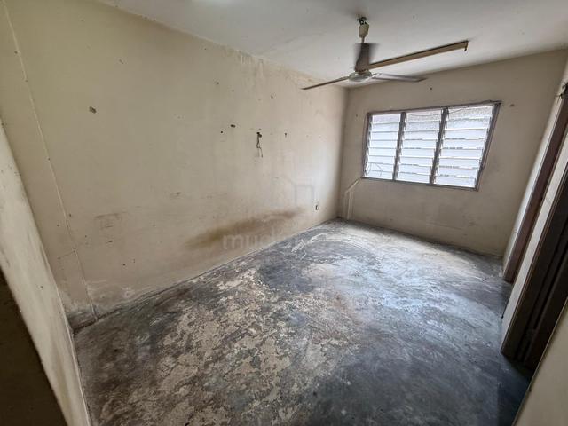 Rumah Pangsa Cempaka 4 1