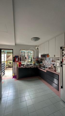 4r3b Double Storey House Nice Renovated Desa Serdang Seri Kembangan 1