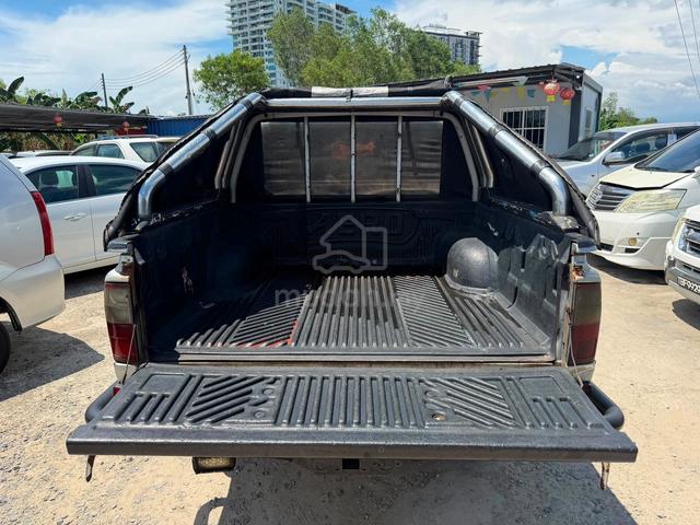 2004 Toyota HILUX 2.5 SR TURBO (M) diesle 4x4 - 4