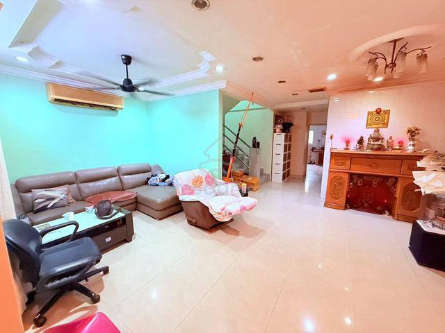 DEKAT SURAU ✨ Double Storey Jalan Suakasih, Bandar Tun Hussein Onn 1