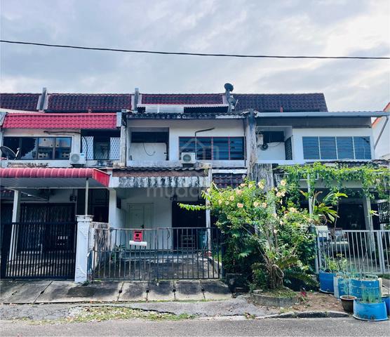 [Facing Open] Taman Pekaka 2.5 Storey Terrace Gelugor Penang 1