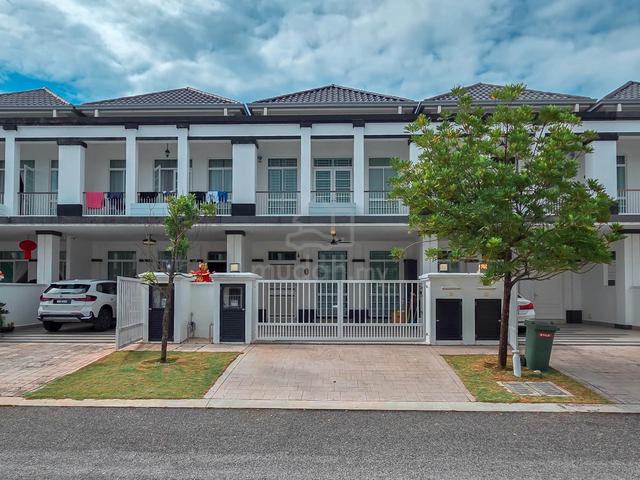 RENOVATED AND FURNISHED❗2 Storey Eco Majestic Merrydale Semenyih 1