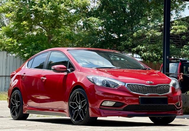 Kia Cerato K3 2.0 Sunroof- 6 Speed (At) - 1
