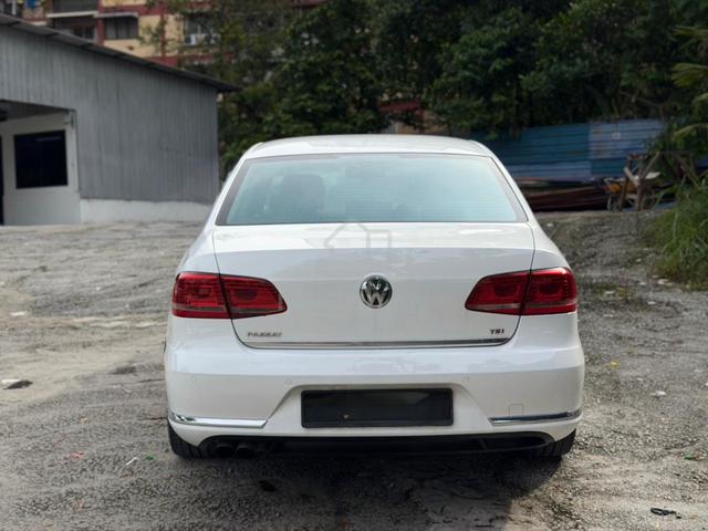 2013 Volkswagen PASSAT 1.8 TSI (A) VIP NUMBER - 4