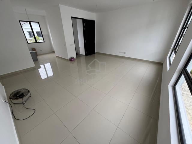 Best Deal! Batu Kawan Cohome, unfurnished unit, brand new house 1