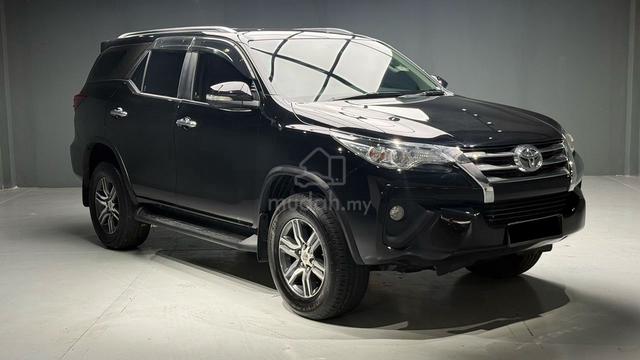 2017 Toyota FORTUNER 2.4 4WD (A) - 1