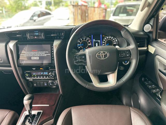 Toyota FORTUNER 2.7 SRZ (A) 78,900km 4x4. 360cam - 5