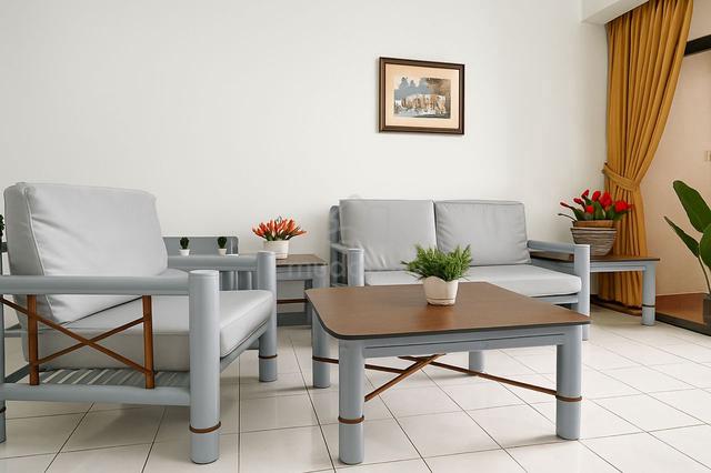 Costa Mahkota 1