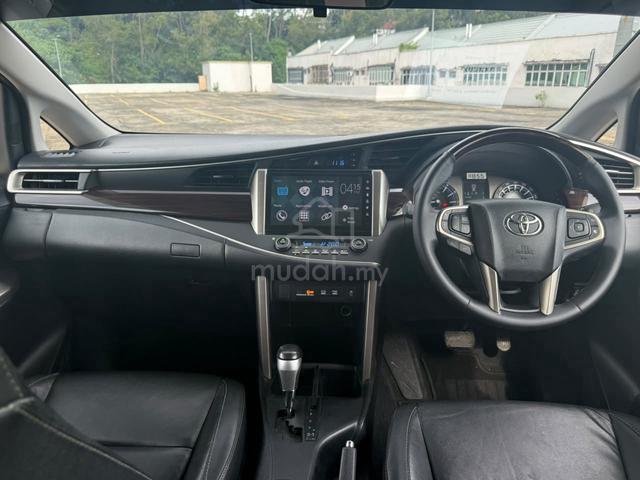 Toyota INNOVA X 2.0L (A) Pilot Seat!!! - 5