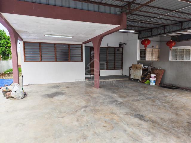 SP TAMAN BERJAYA SINGLE STOREY SEMI-D House FOR SALE 1