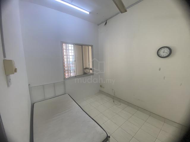 Non sharing room 1