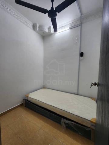 room for male bangsar south pantai dalam ppum um 1