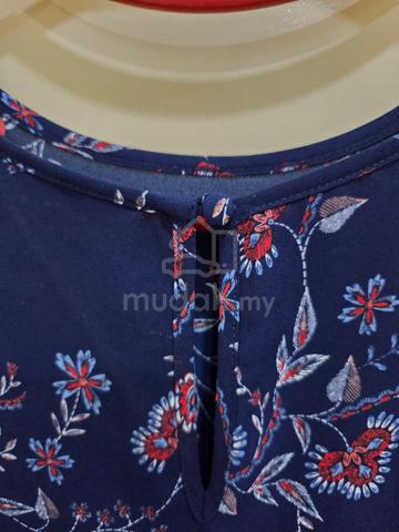 Sleeveless top - photo 3 of 3