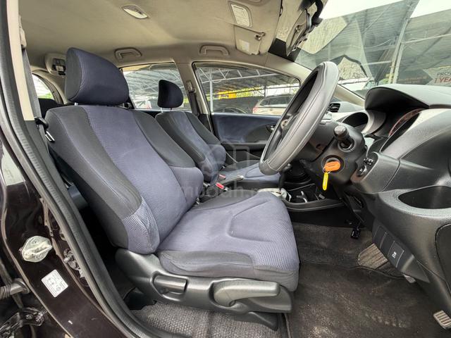 TRUE 2014 Honda JAZZ 1.5 E MY2014 (A) LIMITED UNIT - 5