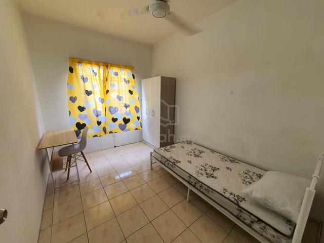 Angkasa Condominium Cheras Taman Connaught Middle Room Male Ucsi Lrt 1