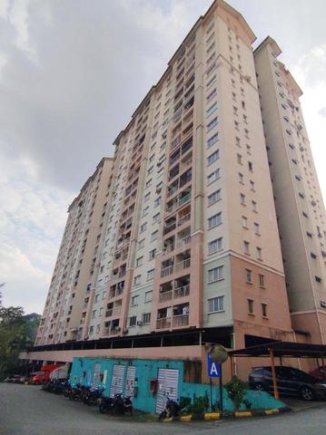 Lakeview Apartments 1