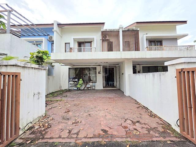 RENOVATED_Double Storey Terrace House Azalea Homes Rawang 1