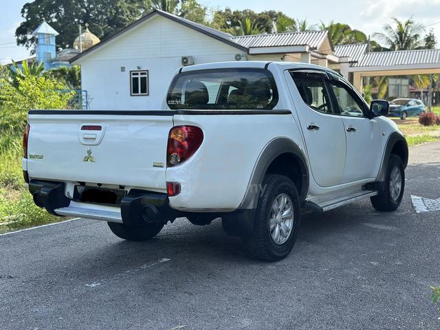 2011 Mitsubishi TRITON 2.5CC FACELIFT (M) - 4