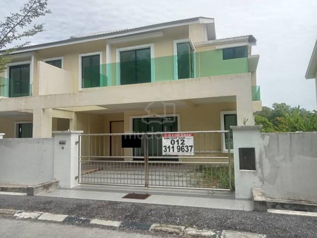 Freehold 2 Storey Beautiful Semi-D (40x72) Taman Selamat Indah 双层半独立 1