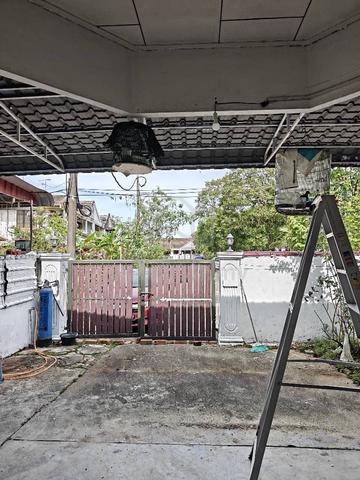 Full loan taman daya single storey terrace house mount austin tebrau 1