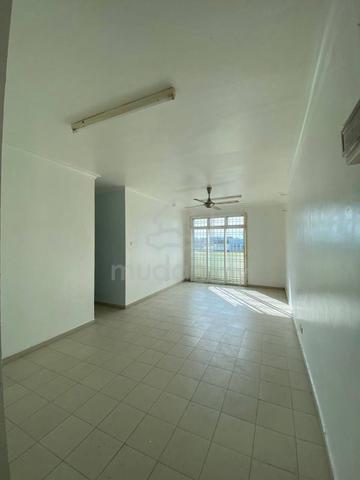 Lake View Suites 1