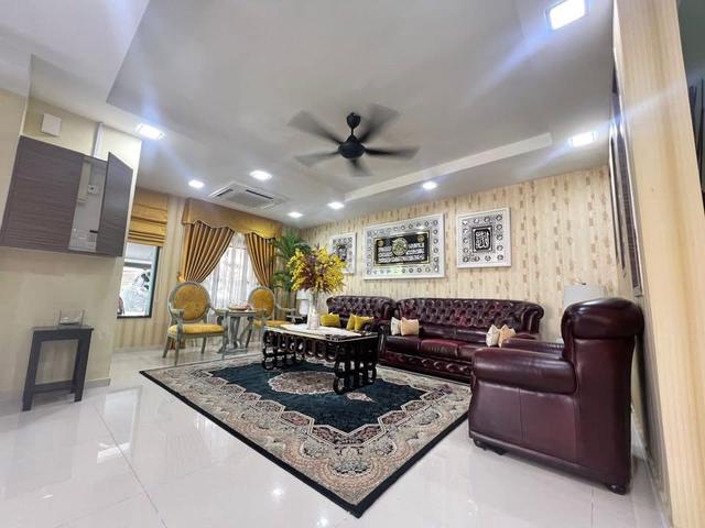 Setia Indah Double Storey Terrace Corner Renovated Extended Good Cond 5