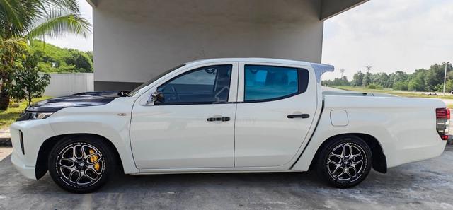 2021/22 Mitsubishi Triton Quest 2.5 4x2 5-speed - 4