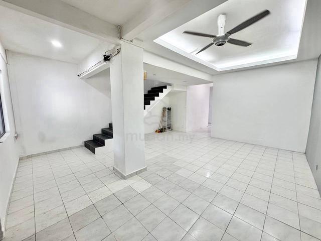 BOOKING 1K🔥FULLY RENOVATED 2 Storey Taman Sri Haneco Semenyih 2
