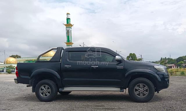 2015 Toyota HILUX 2.5 G VNT DOUBLE CAB (A) - 4