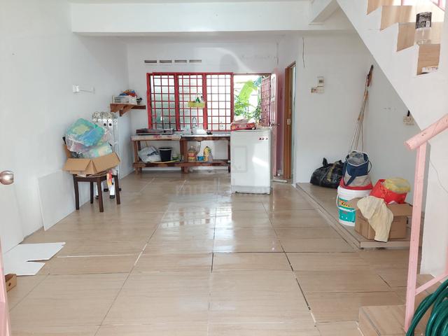 Rumah Kota Masai Freehold Non Bumi 1