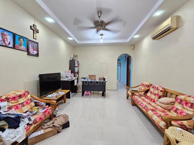 1 Storey Terrace Jelutong. Land 1700sf, Fully Renovated. 1