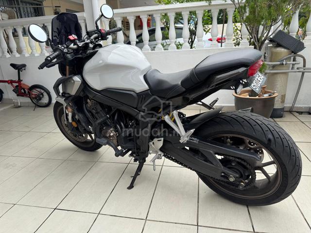 Honda CB 650 R 2022 - photo 3 of 10