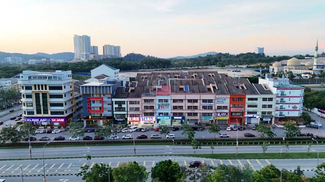Facing AEON Mall Nilai Ground Floor Shoplot Mainroad Bandar Baru Nilai 1
