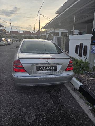 2004 Mercedes Benz E-CLASS 2.6 240 ELEGANCE (CKD) - 3