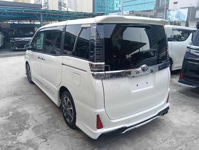 2021 Toyota VOXY 2.0 ZS KIRAMEKI 3 FULL BODYKIT - 2