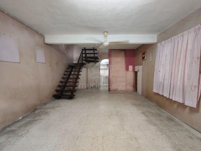 Taman Sri Sinar 2.5 Storey End Lot Freehold, Full LoanLow Dpwnpayment! 1