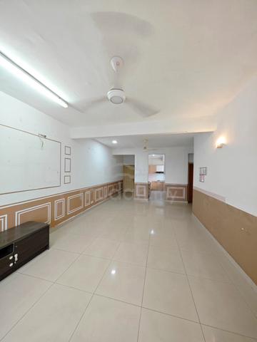 Anggerik Residensi 1