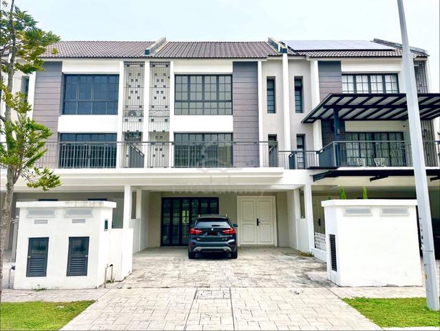 FREEHOLD HUGE 3 Storey Terrace MONET GARDEN Sunsuria City Kota Warisan 1