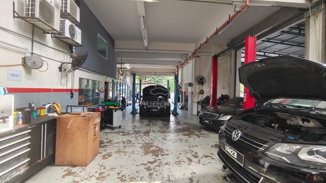 3-Sty Semi-D Factory/Warehouse Bu 5600sf i-Parc 2 Shah Alam for Sale 1