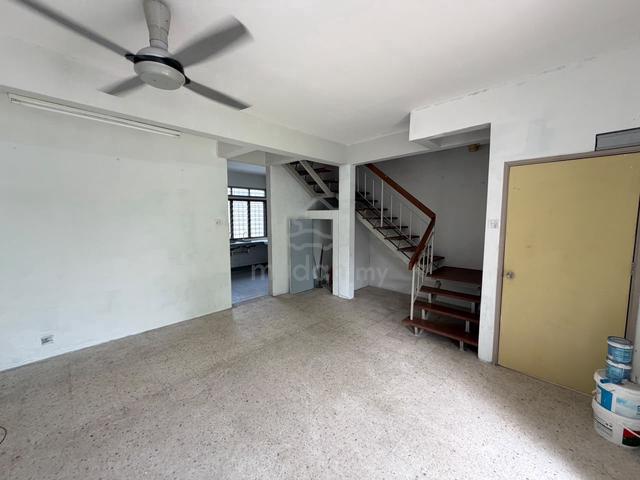 Below Market Price 2 Storey Jalan Anggerik 4 Bukit Sentosa For Sale 1